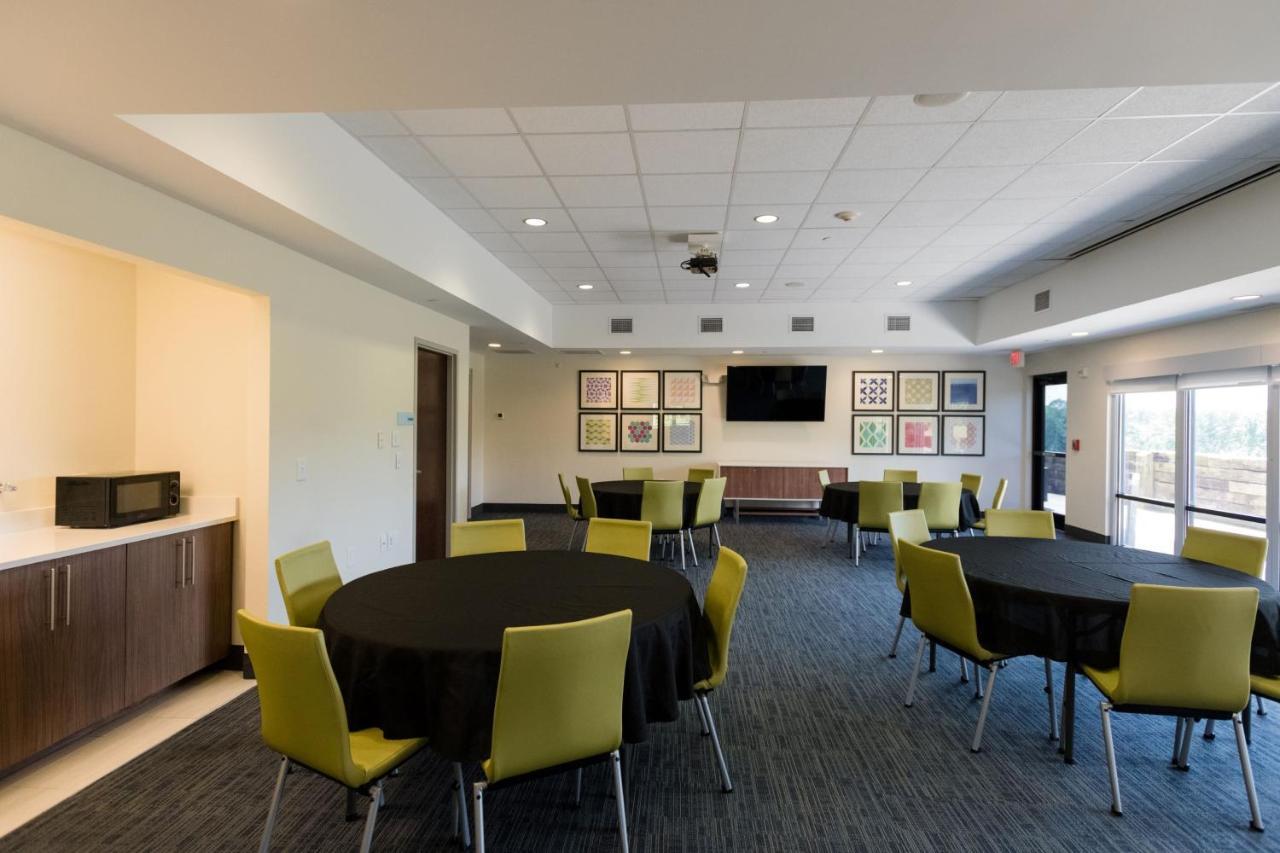 Express & North West-the Vineyard By Ihg 2* Lexington