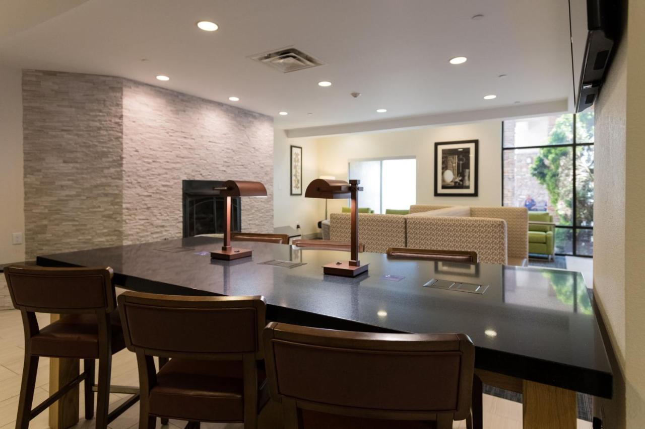 Express & North West-the Vineyard By Ihg 2* Lexington