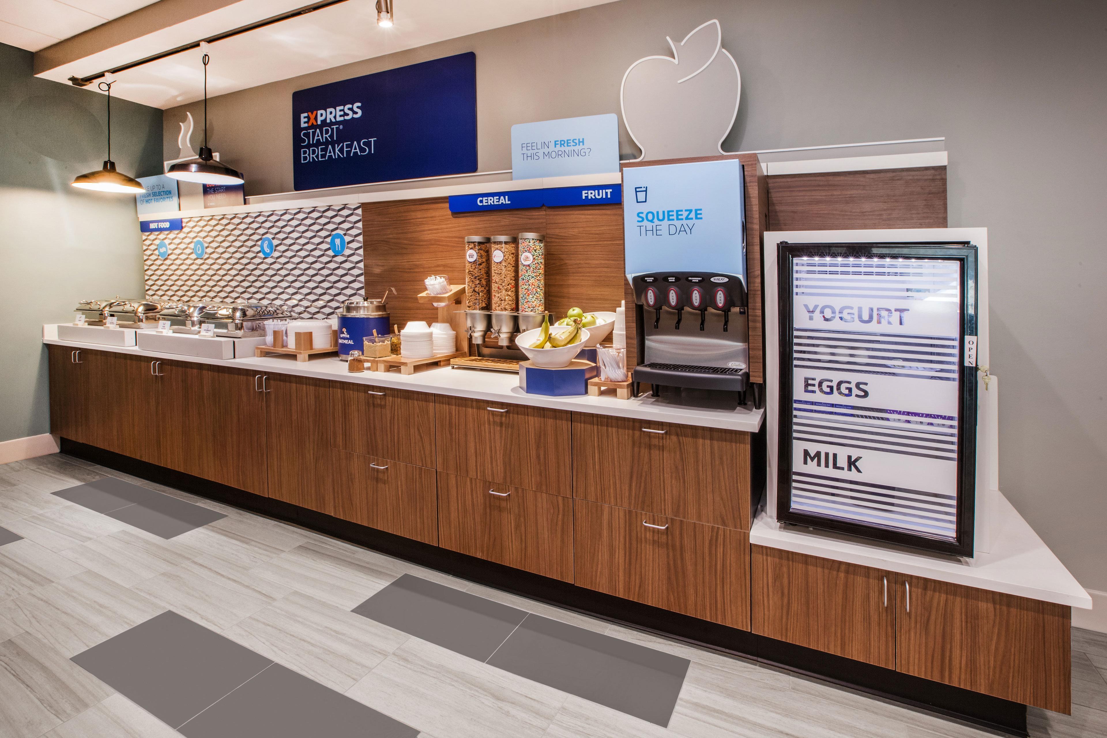 Express & North West-the Vineyard By Ihg Hotel 2*