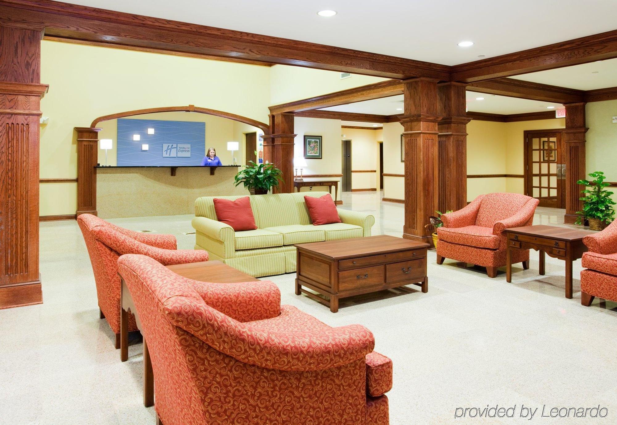 Express & North West-the Vineyard By Ihg Hotel 2*
